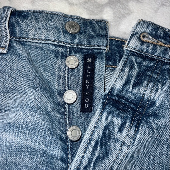 Lucky Brand High Rise Drew Mom Jean - Picture 8 of 8